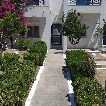 شقة White And Blue,Finikas Syros Vissa المظهر الخارجي الصورة