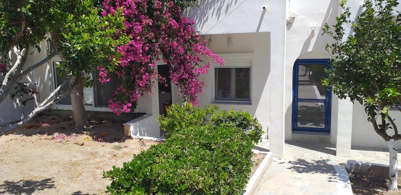 شقة White And Blue,Finikas Syros Vissa المظهر الخارجي الصورة